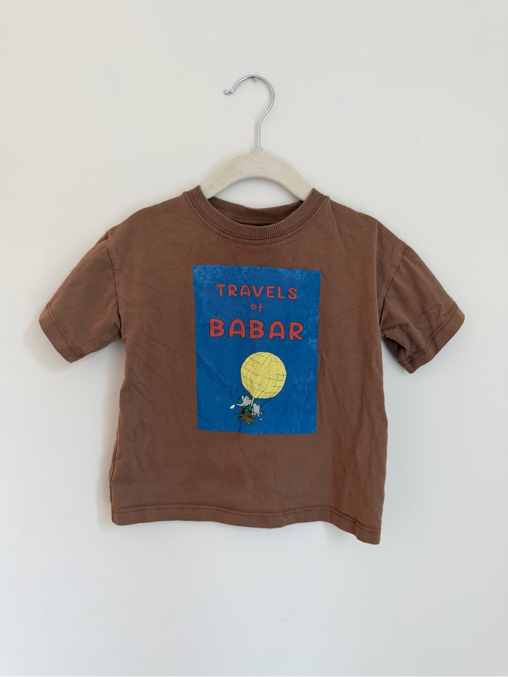 Zara ‘Travels of Babar’ Brown Graphic Tee (Size 2)